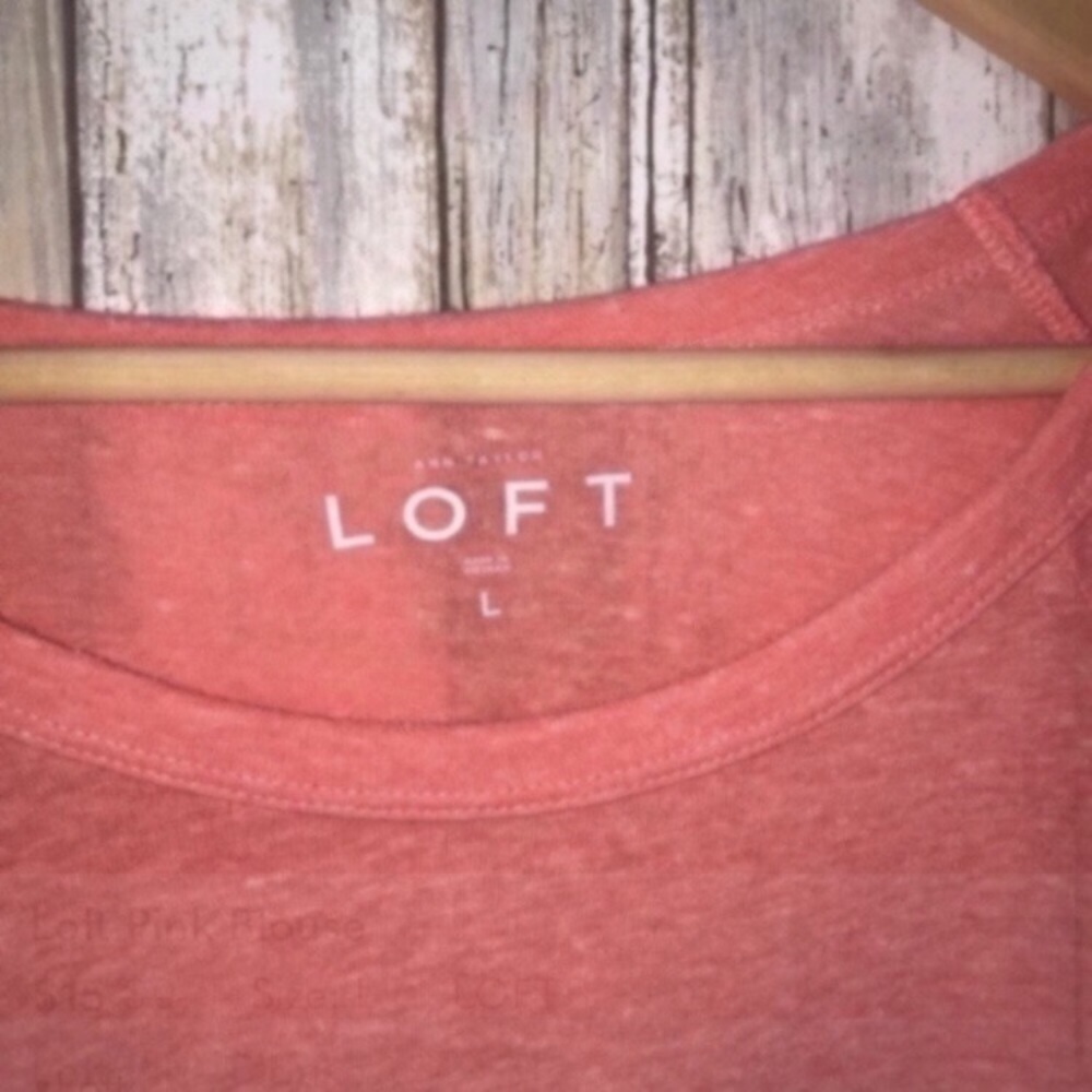 LOFT Pink Relaxed Fit Soft Knit Tee Blouse Top Large Casual - Picture 3 of 3